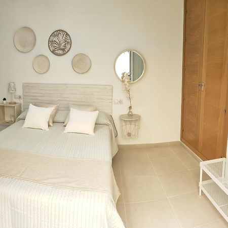 Relax Chiclana-Aparcamiento Privado-Tv Cable-Wifiplus-Aire Acond-Incluido Чиклана-де-ла-Фронтера Экстерьер фото