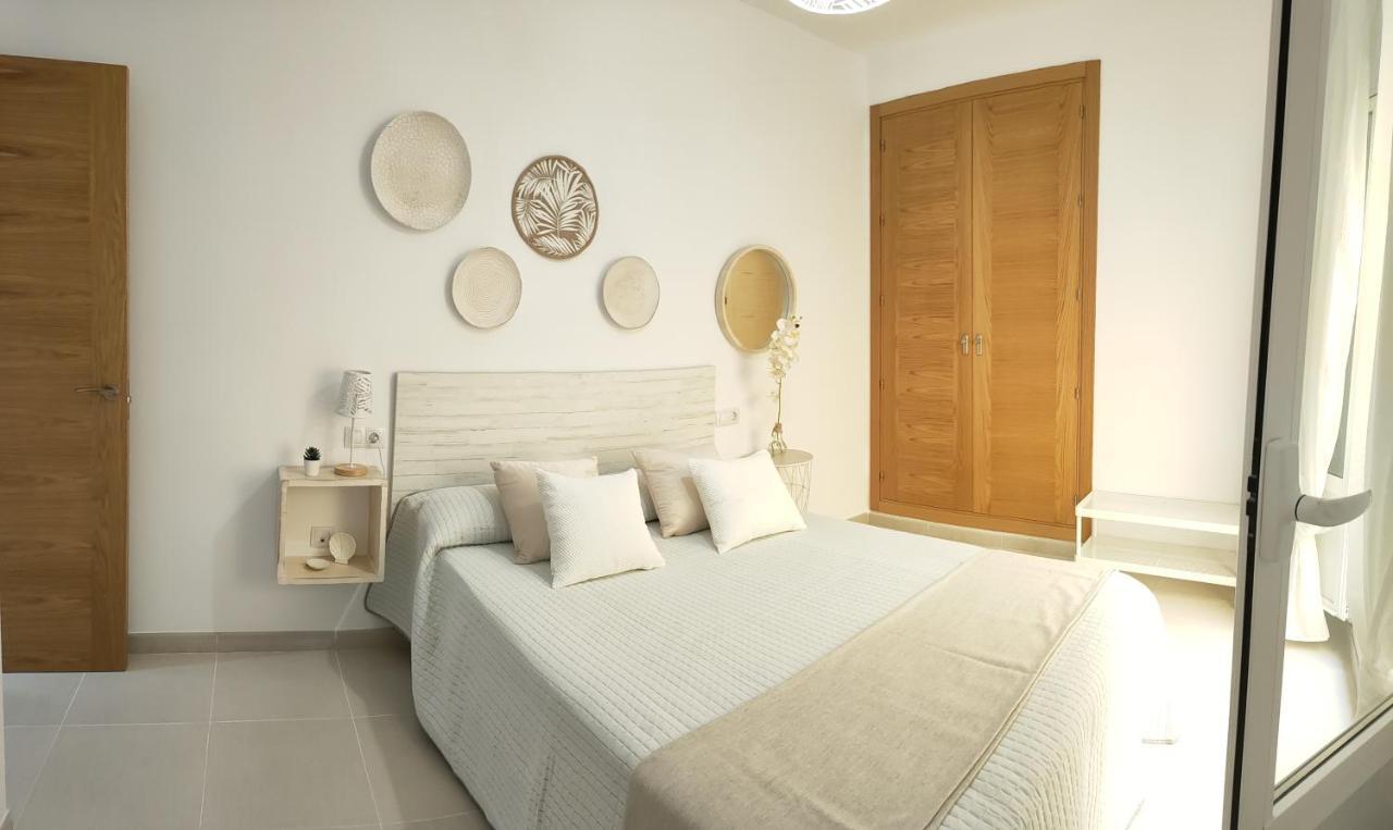 Relax Chiclana-Aparcamiento Privado-Tv Cable-Wifiplus-Aire Acond-Incluido Чиклана-де-ла-Фронтера Экстерьер фото