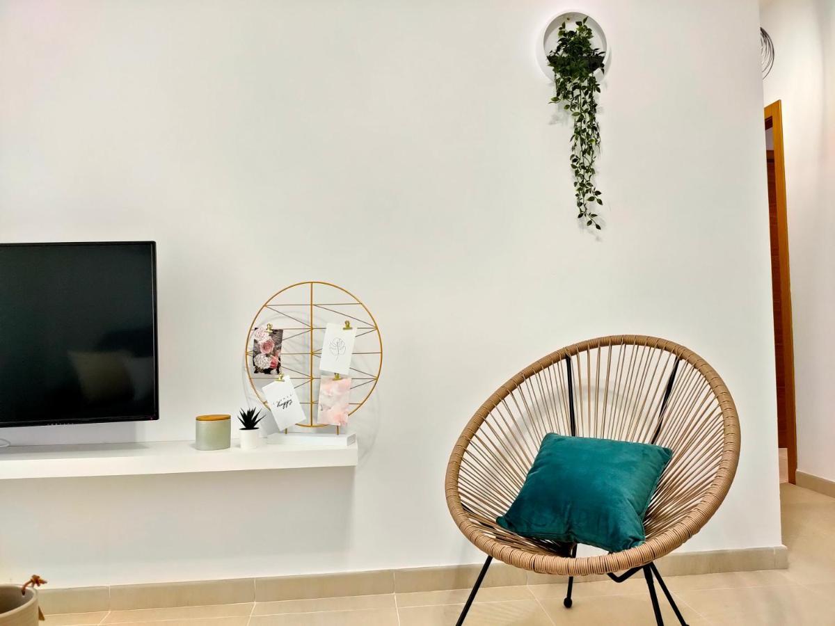 Relax Chiclana-Aparcamiento Privado-Tv Cable-Wifiplus-Aire Acond-Incluido Чиклана-де-ла-Фронтера Экстерьер фото