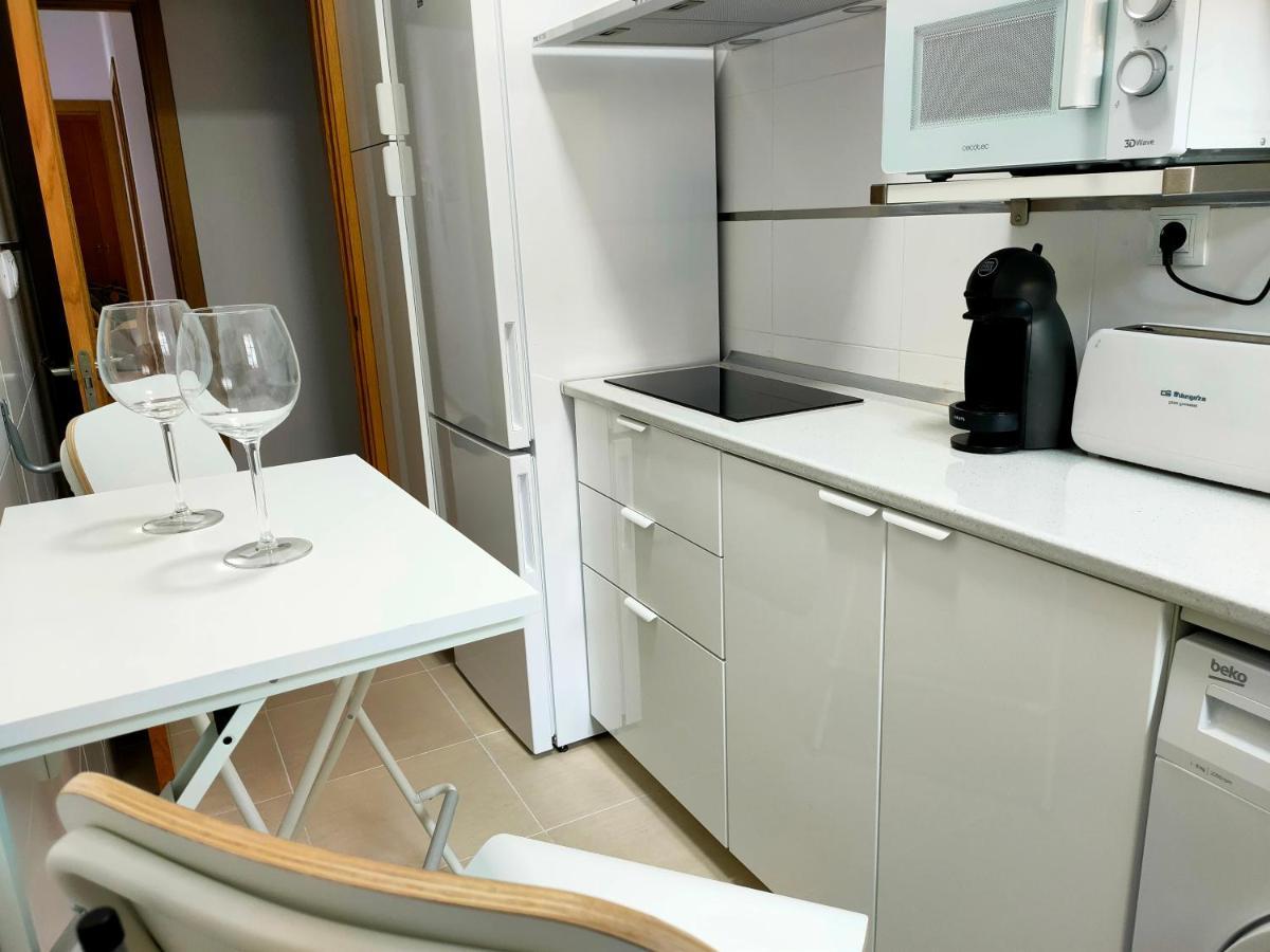 Relax Chiclana-Aparcamiento Privado-Tv Cable-Wifiplus-Aire Acond-Incluido Чиклана-де-ла-Фронтера Экстерьер фото
